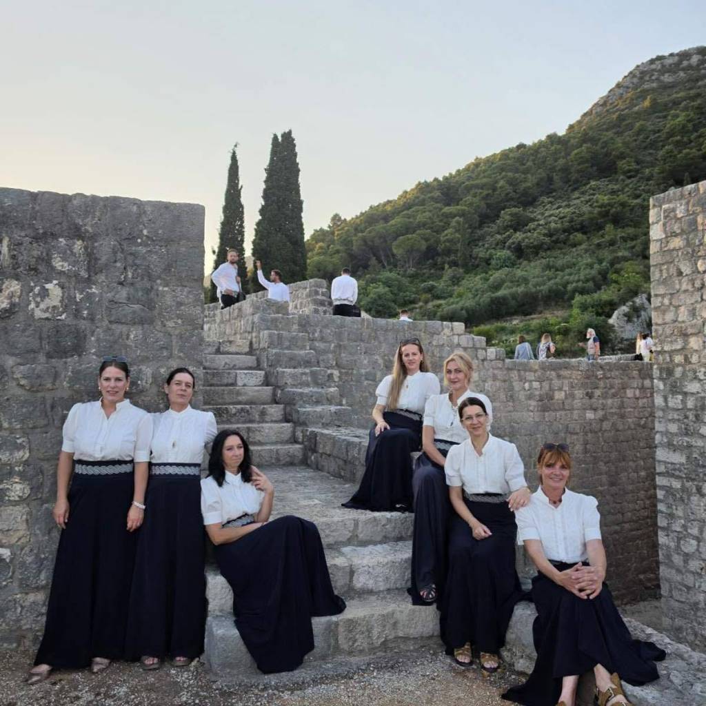 Klapa Divna